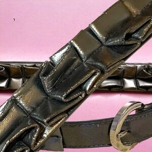 Silver pewter metallic faux leather Ruffle design belt silver buckle New Large